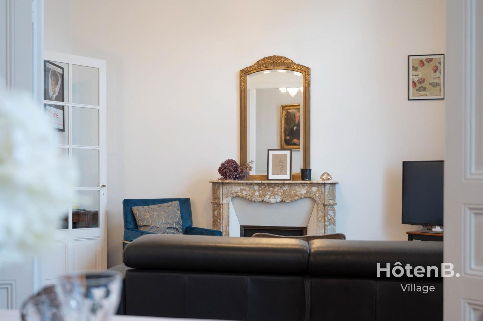 "Les Effrontes" Louis Blanc Charming Apartment リモージュ エクステリア 写真
