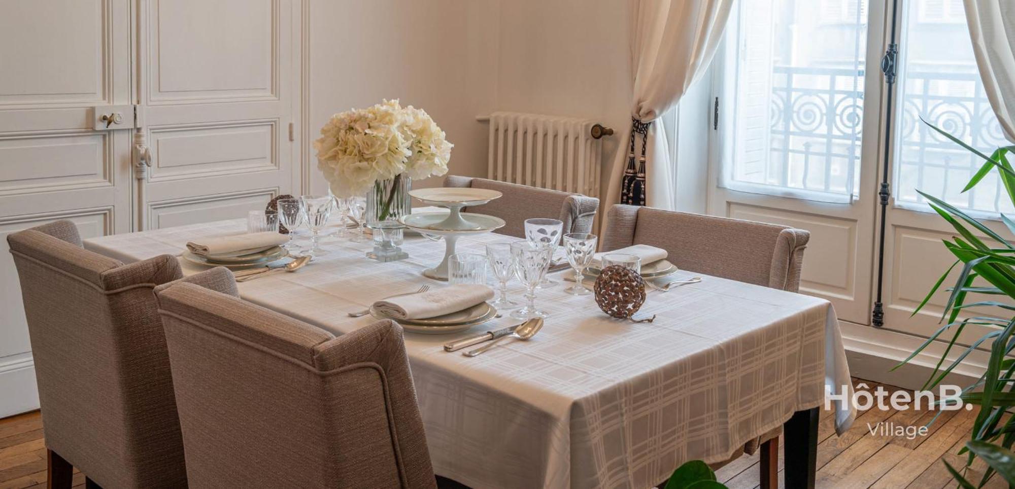 "Les Effrontes" Louis Blanc Charming Apartment リモージュ エクステリア 写真