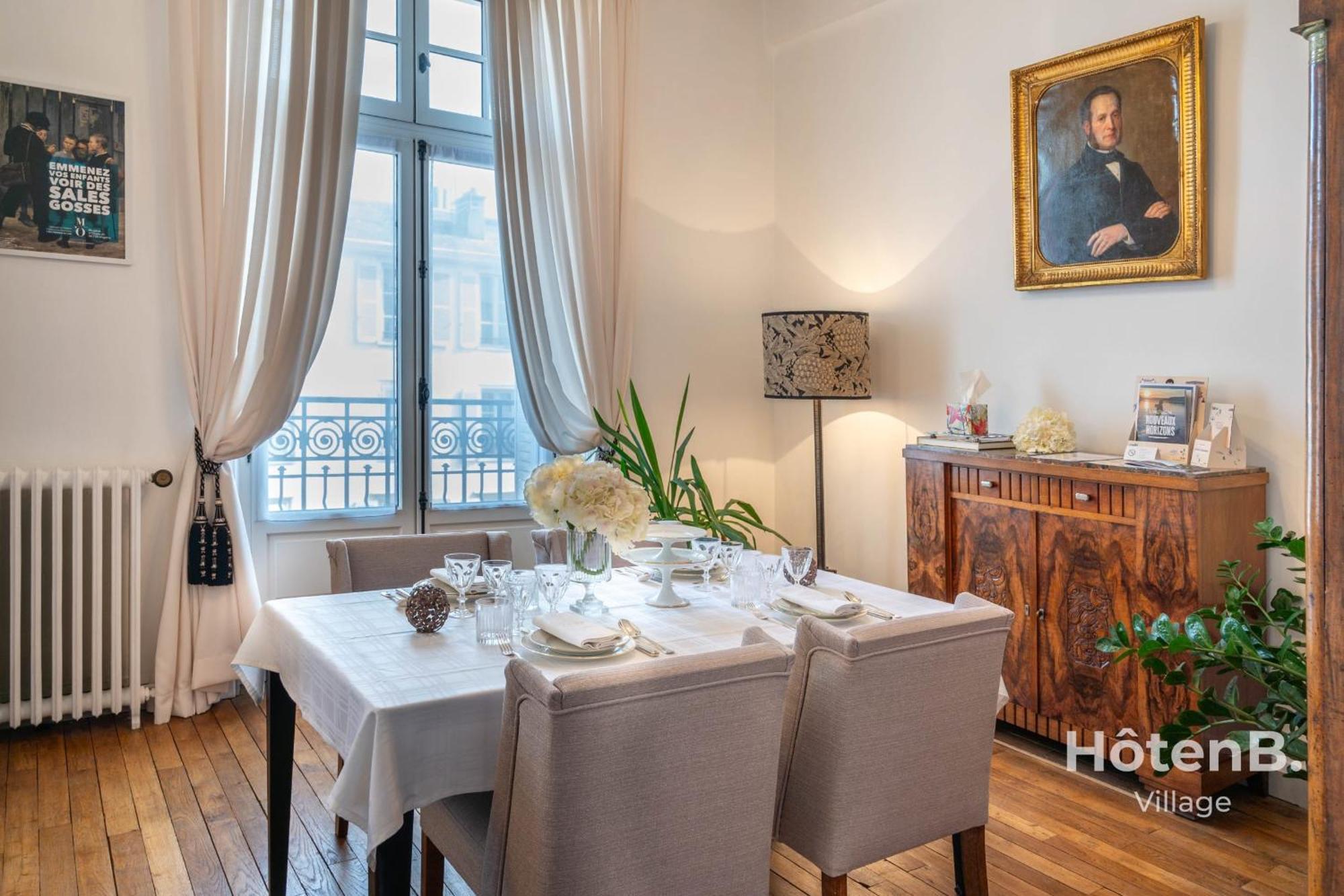 "Les Effrontes" Louis Blanc Charming Apartment リモージュ エクステリア 写真