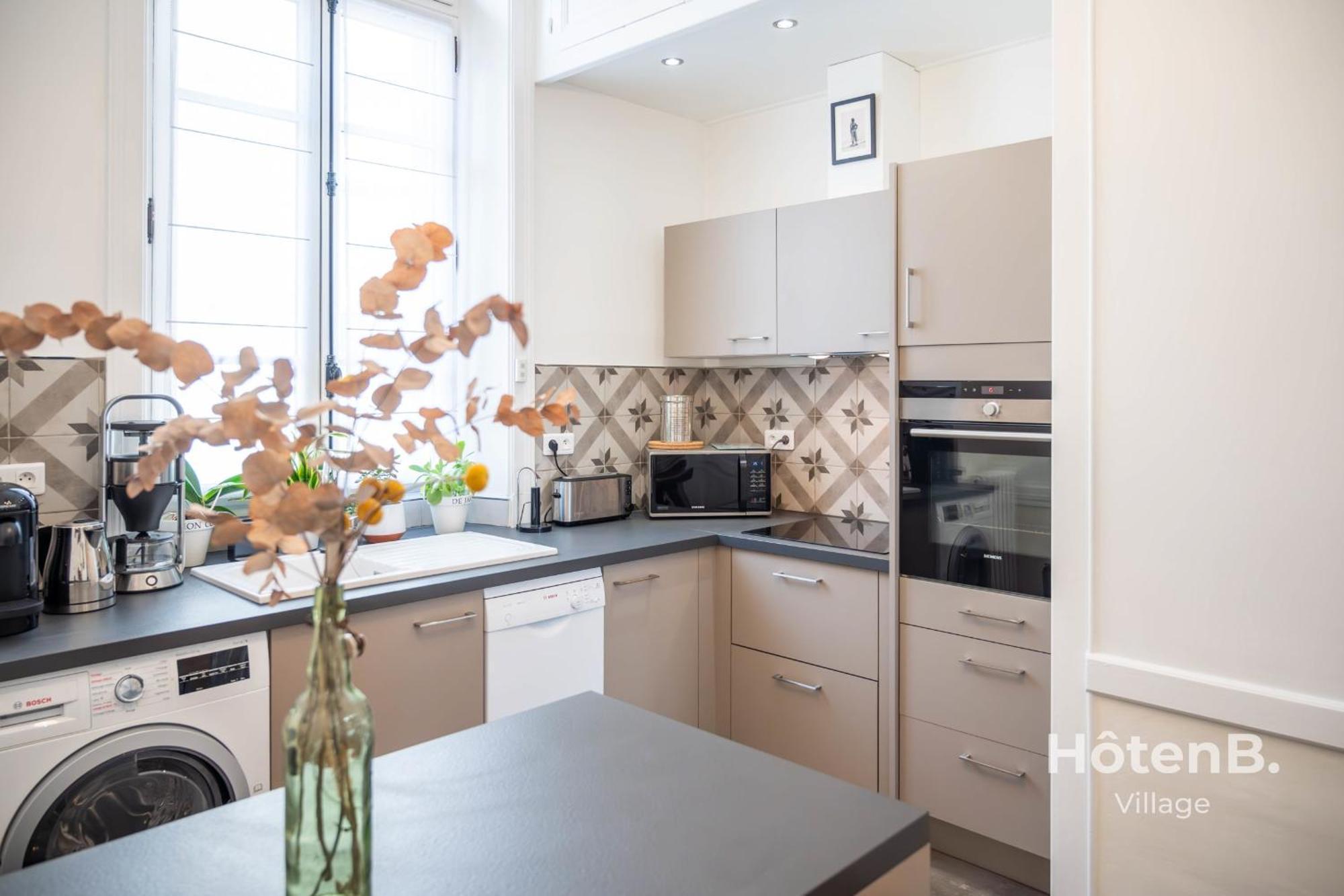 "Les Effrontes" Louis Blanc Charming Apartment リモージュ エクステリア 写真